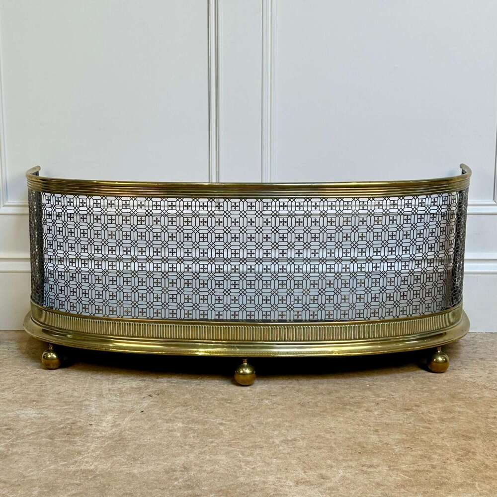 Regency Brass & Steel Fireside Fender