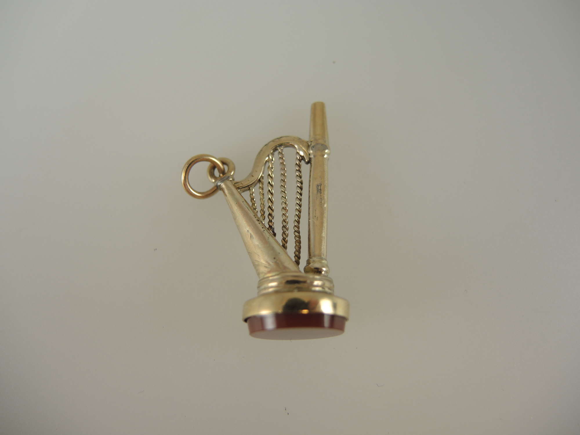 Gold HARP and stone set pocket watch key c1880
