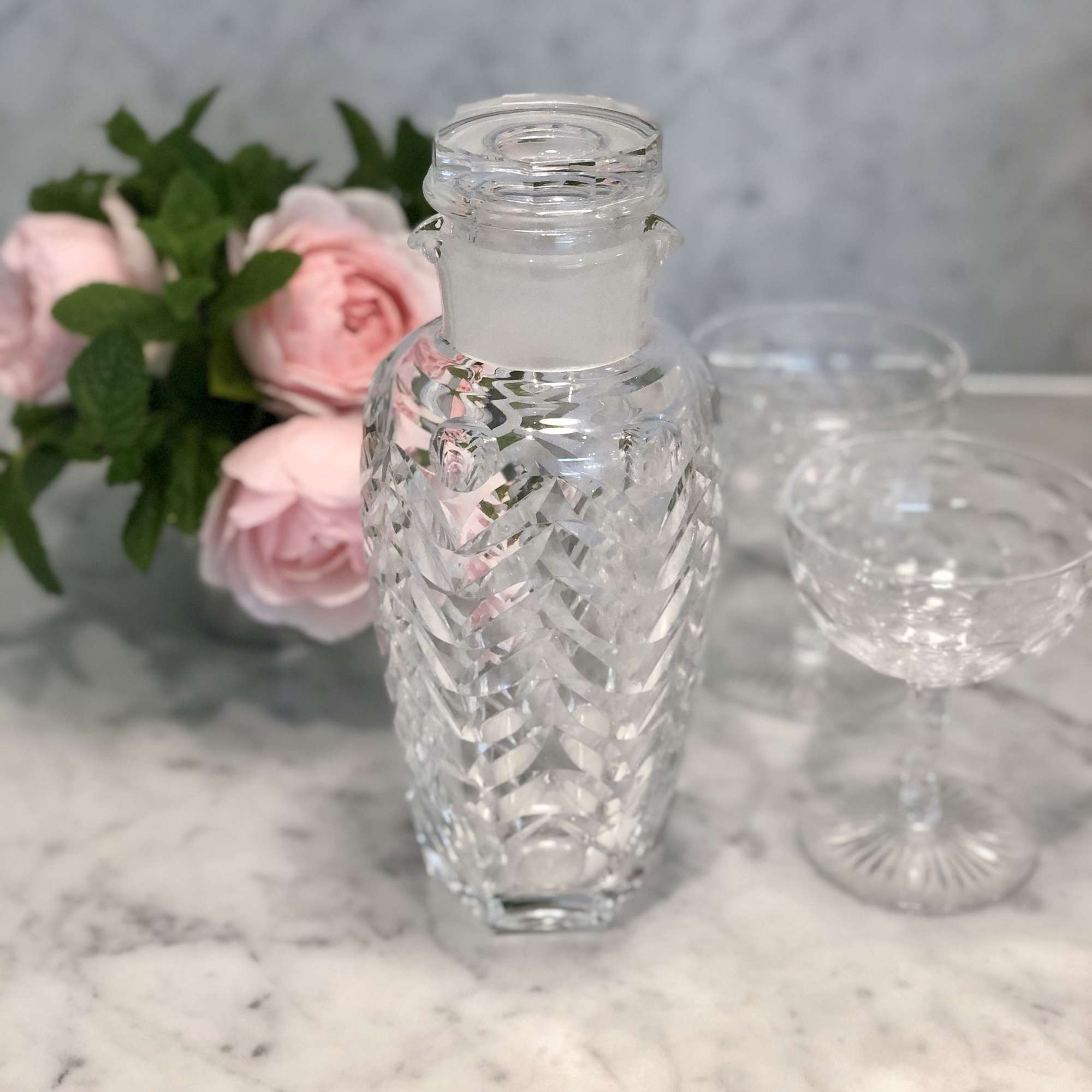 Exquisite cut crystal cocktail shaker decanter