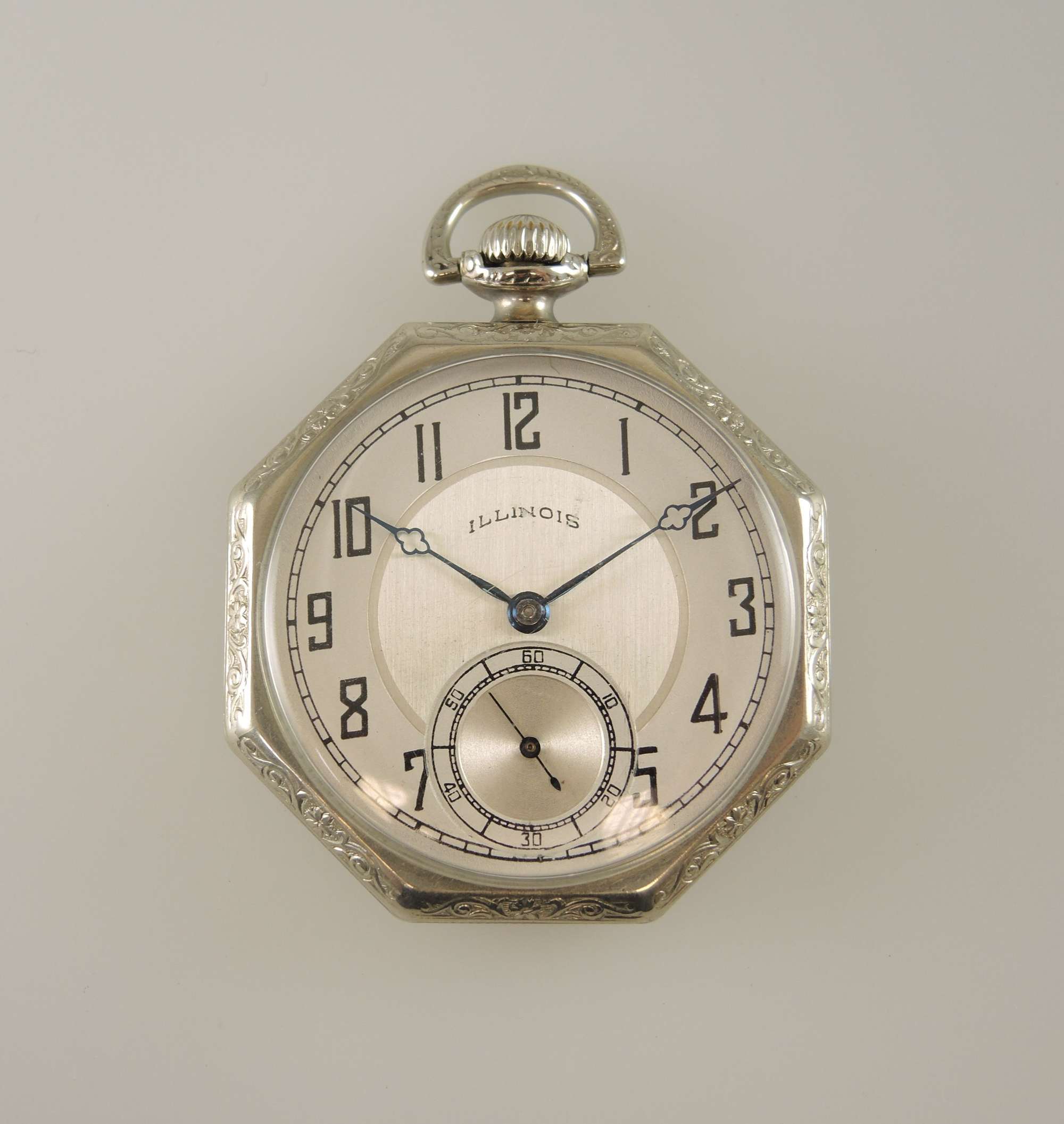 Stylish Octagonal cased 19 Jewel Illinois pocket watch c1923