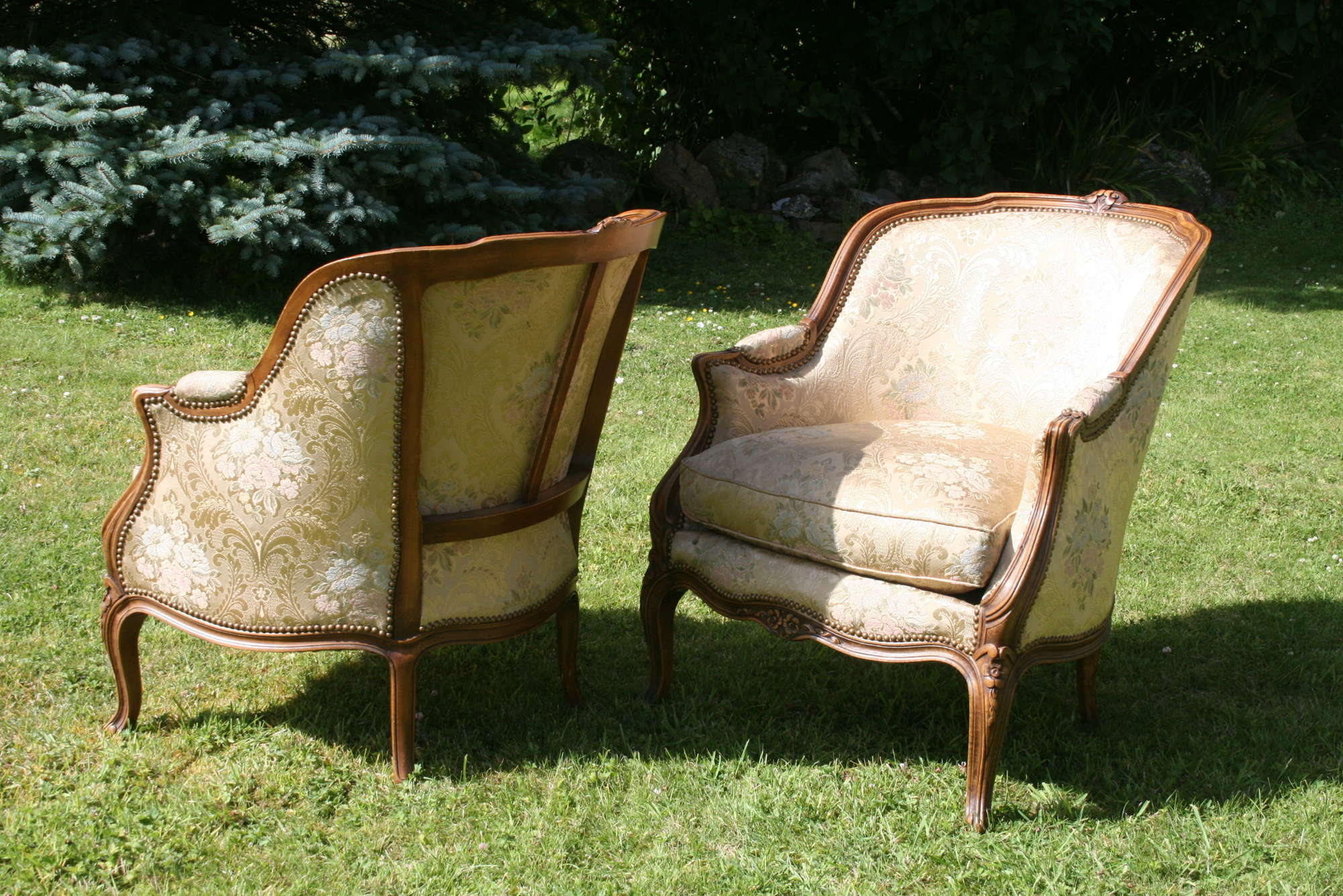 Pair of french bergeres armchairs