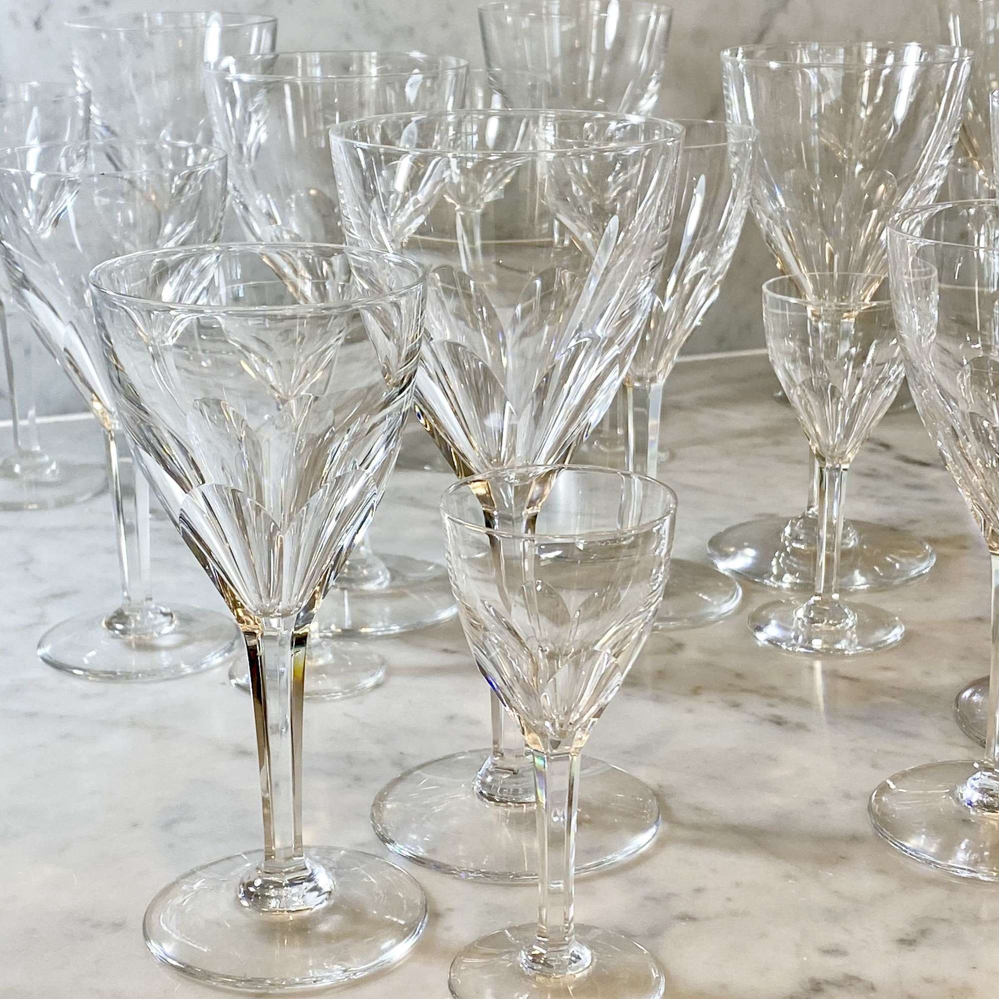 Suite of 36 Val Saint Lambert finest crystal wine glasses