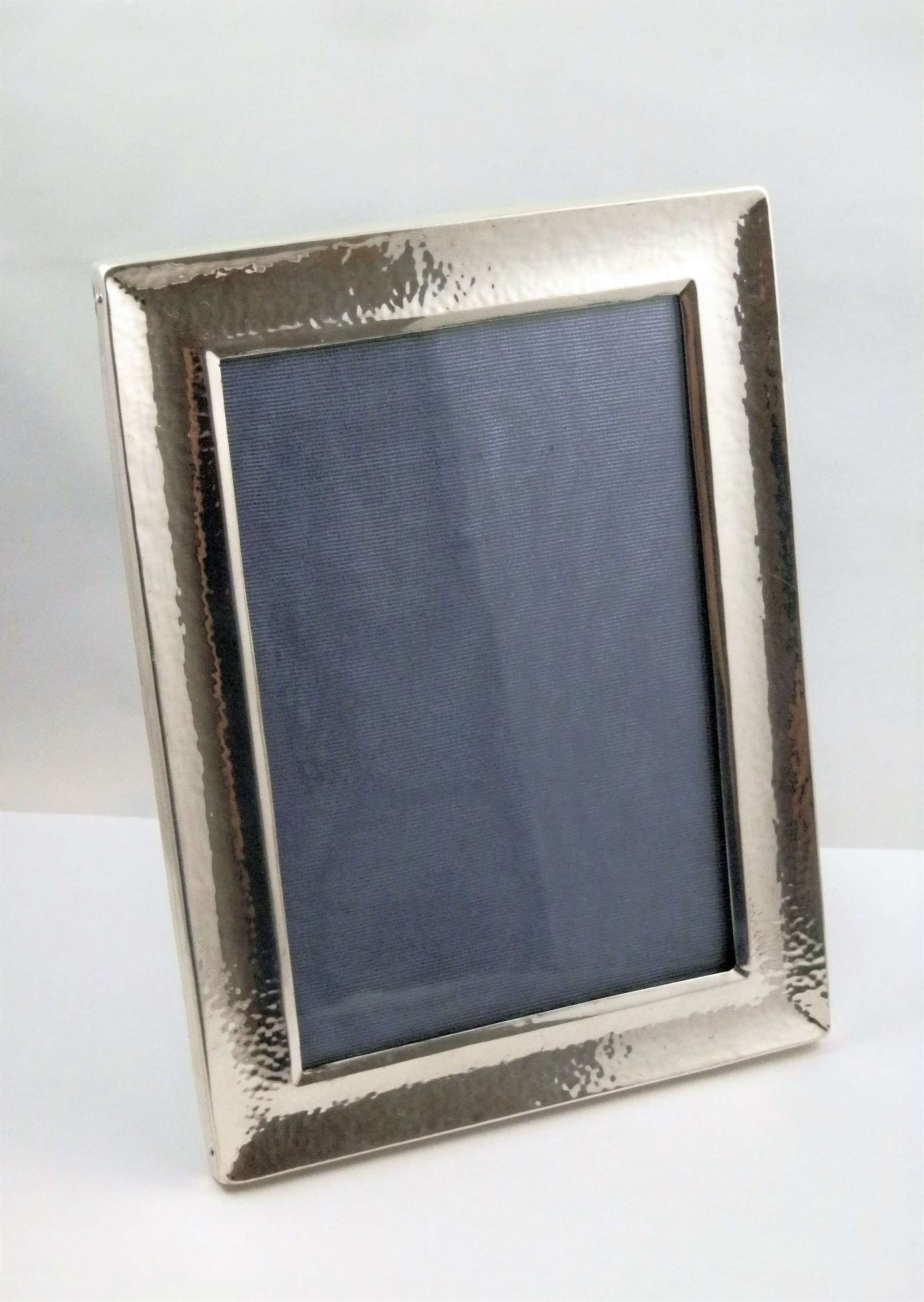 Arts and crafts silver picture frame, Birmingham 1902