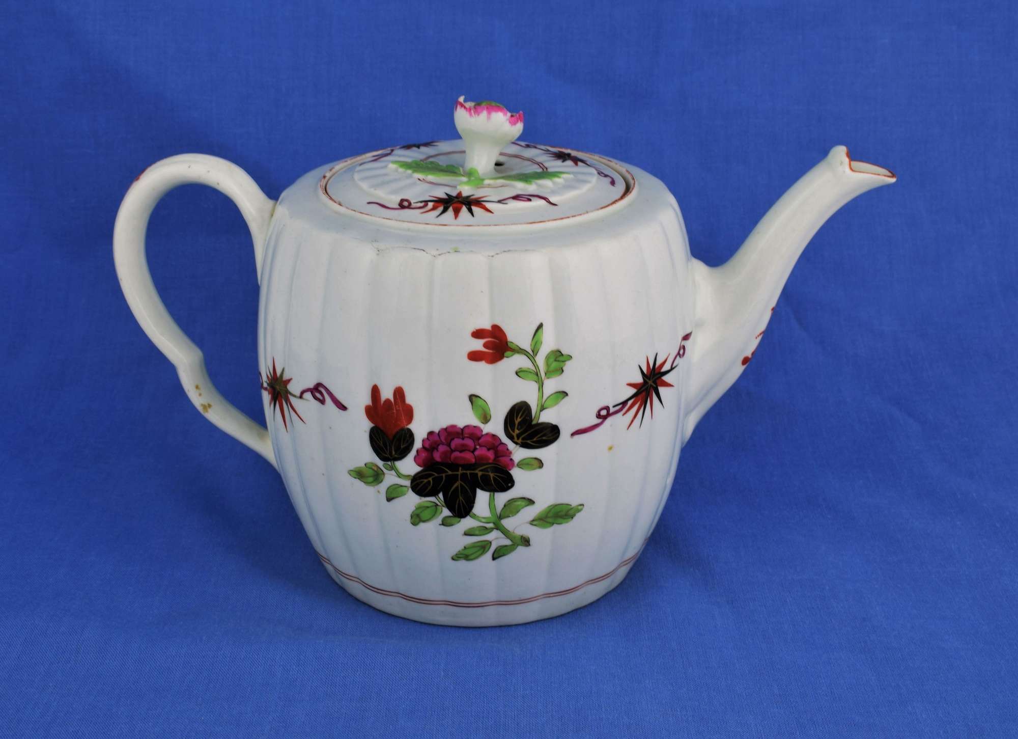 First Period Worcester Porcelain Thunder & Lightening / Flash Teapot