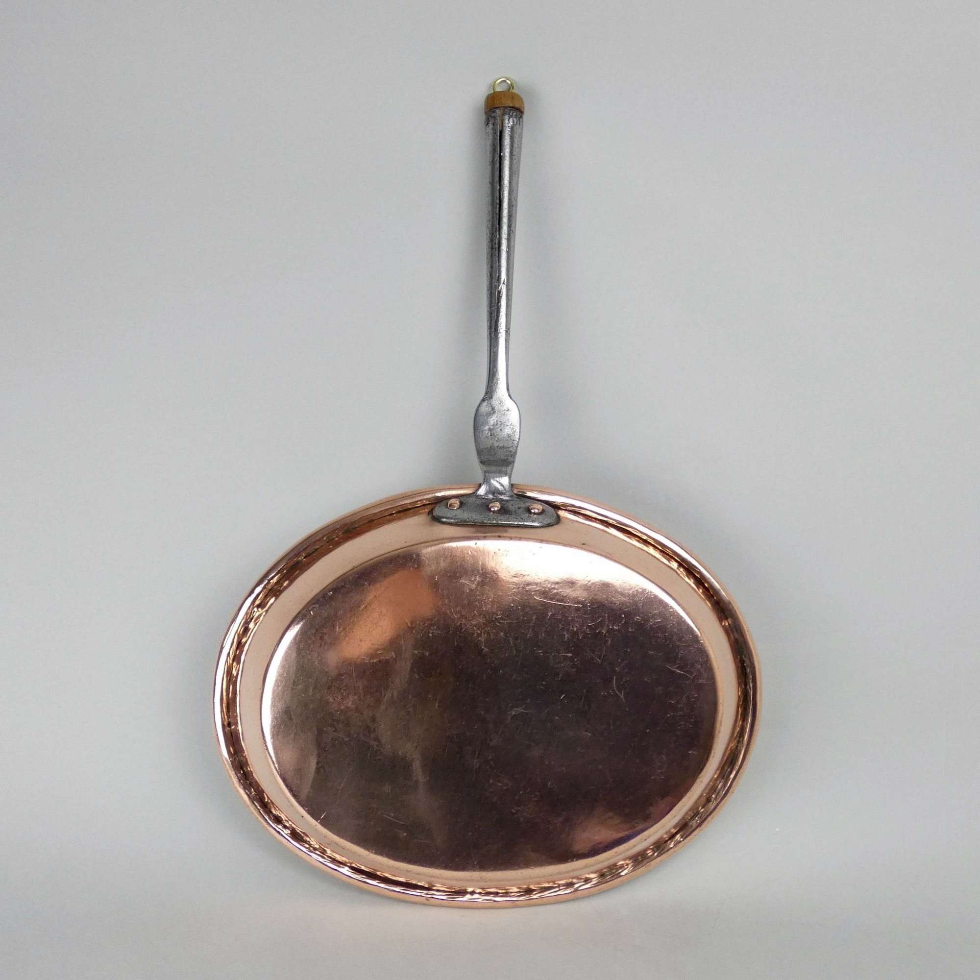 Large copper frying pan