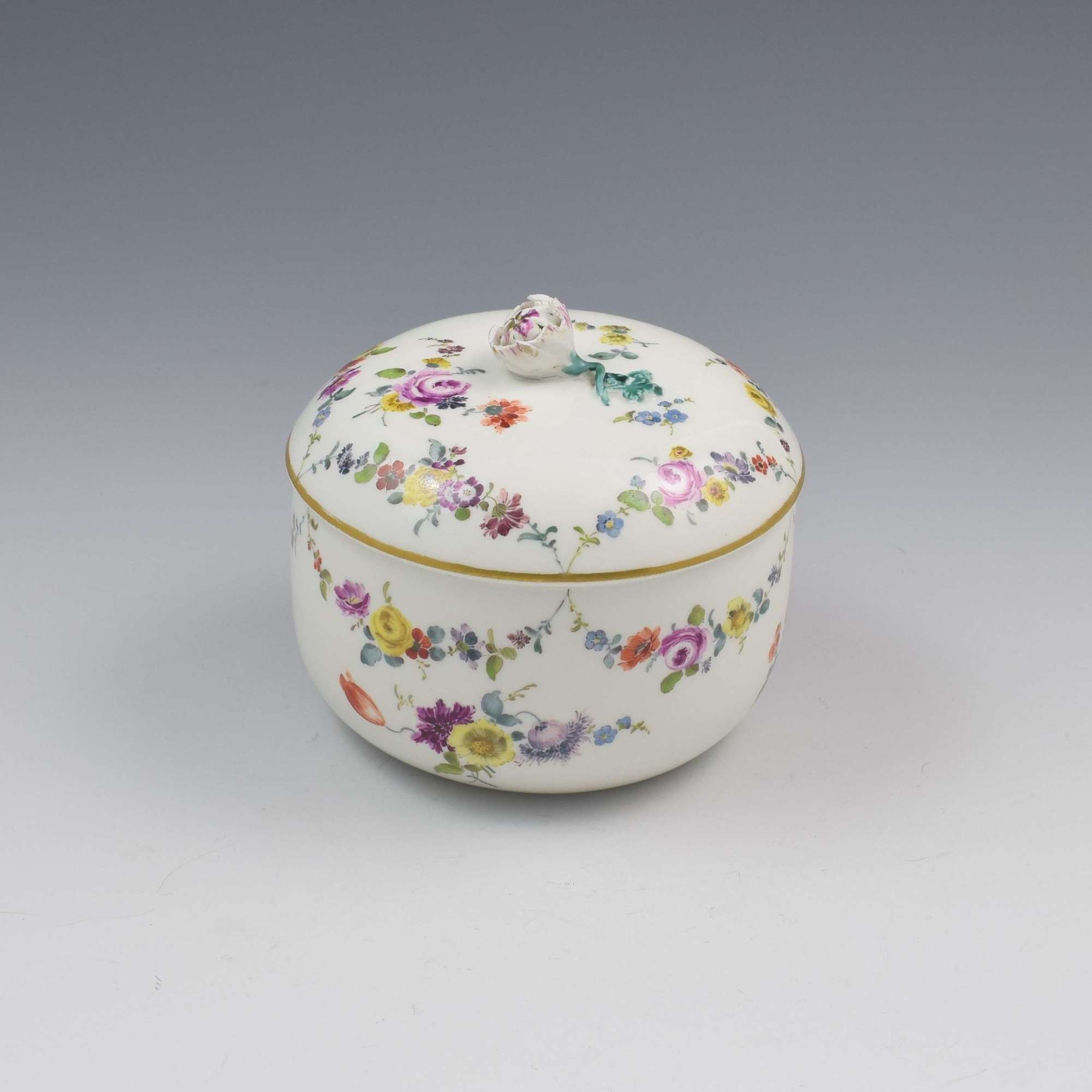 18th Century Meissen Porcelain Sugar Bowl & Cover c.1763-1774