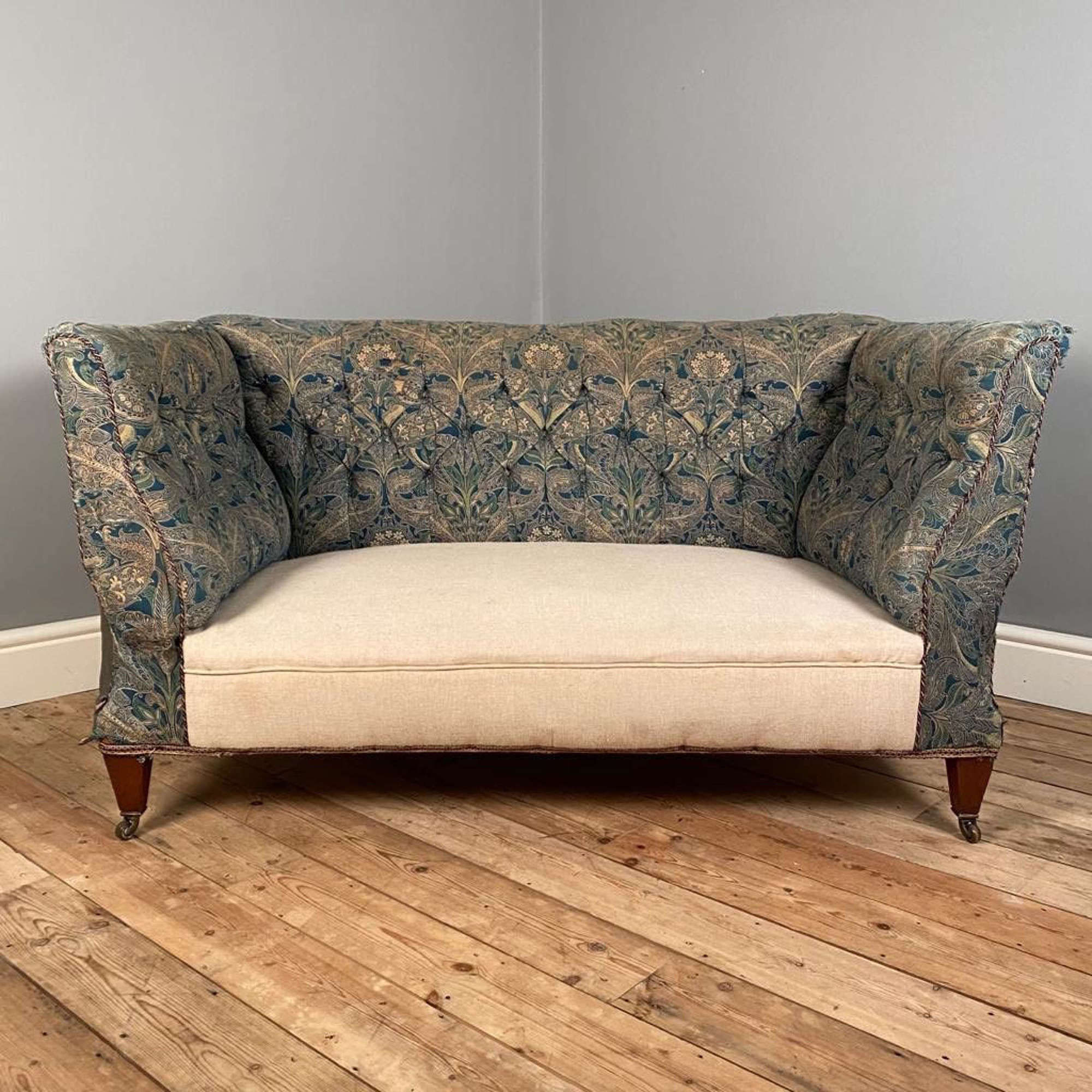 Small Shapely Edwardian Drop-End Sofa