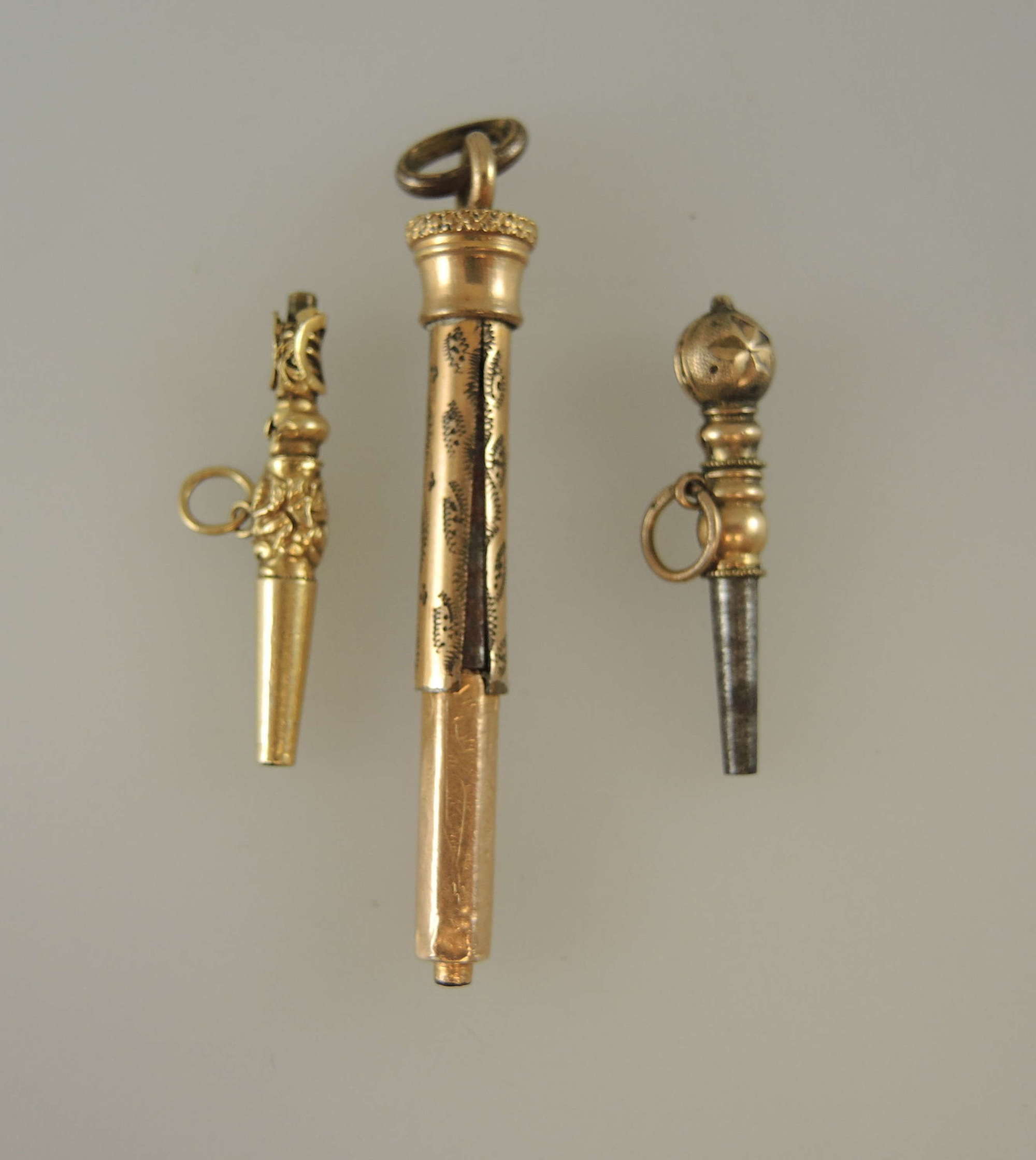 Group of 3 gold pocket watch keys c1800 – 1825