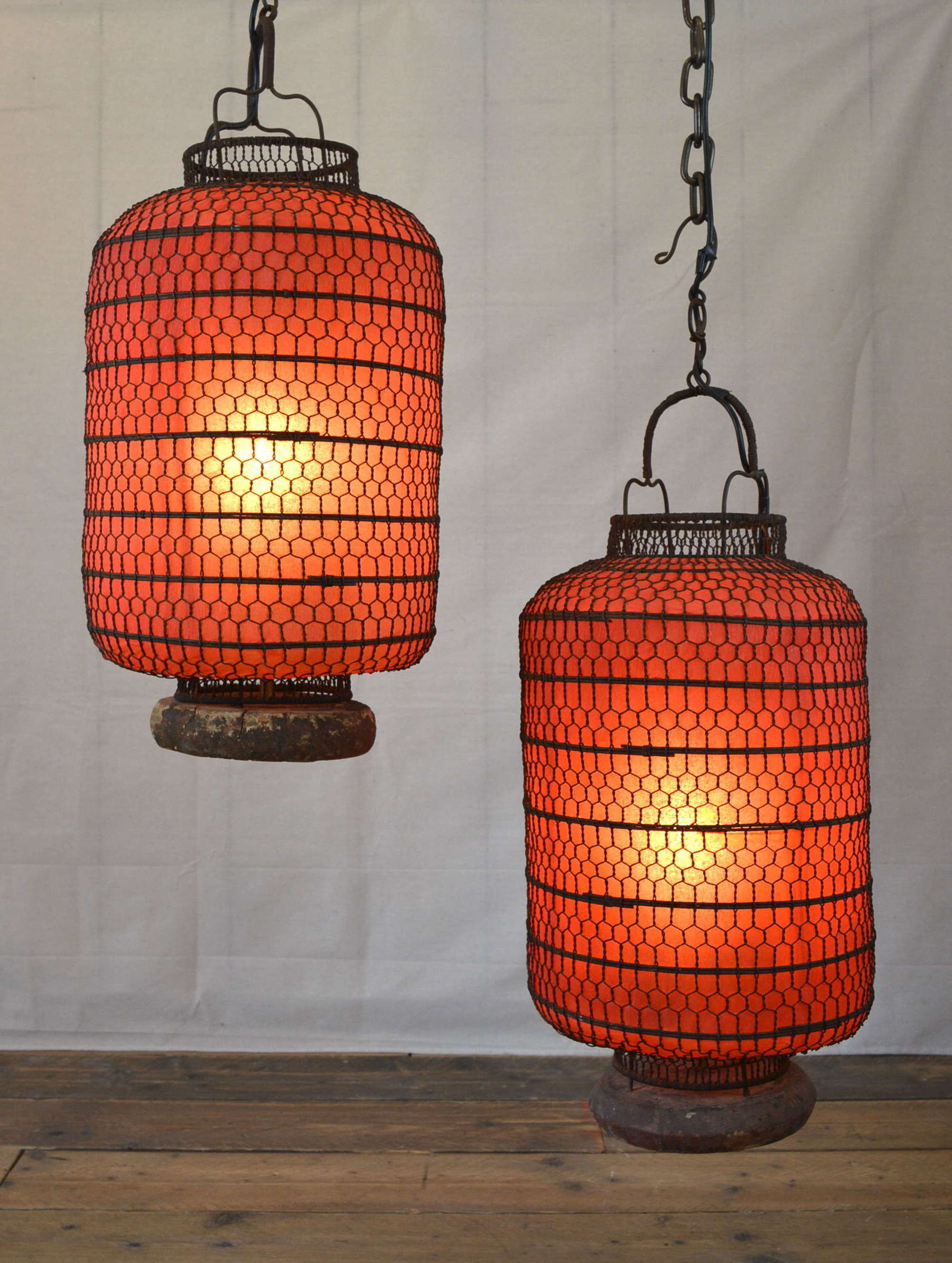 MID TO LATE 20TH CENTURY CHINESE LANTERNS