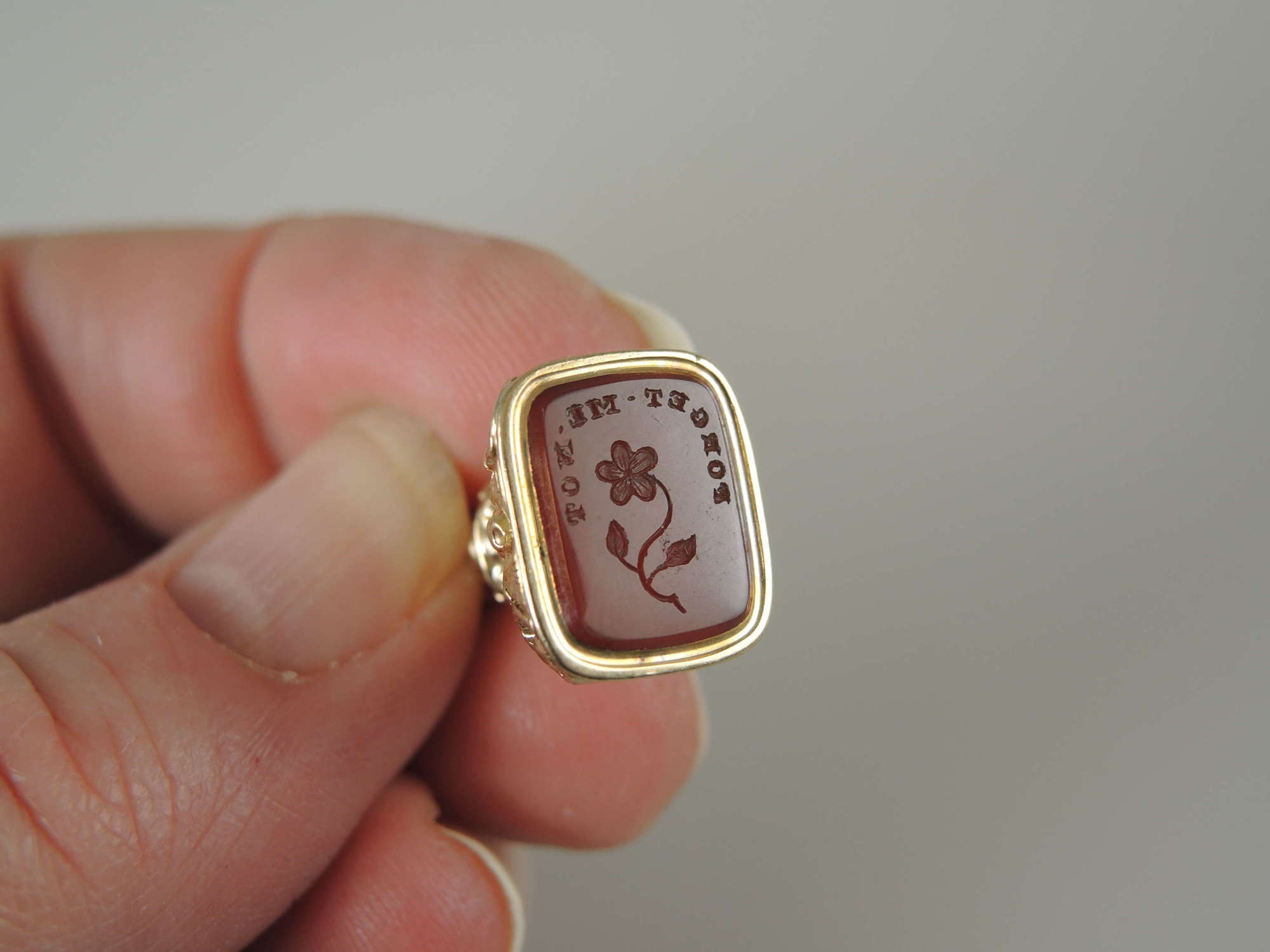 Victorian 15K gold seal with Forget me Not Intaglio c1835