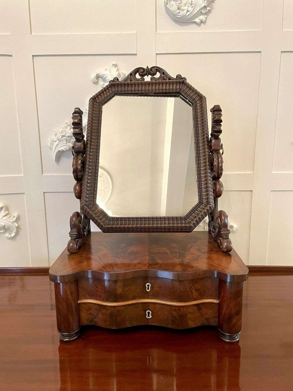 Fine Quality Antique Victorian Mahogany Swing Mirror