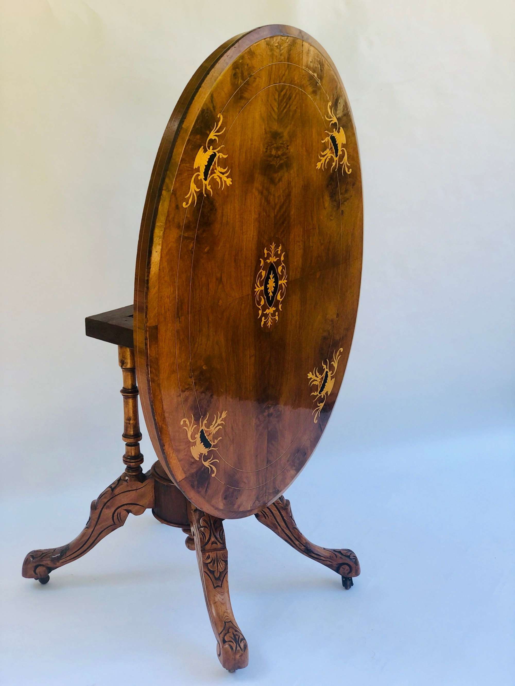 Antique Victorian Walnut Inlaid Oval Centre Table