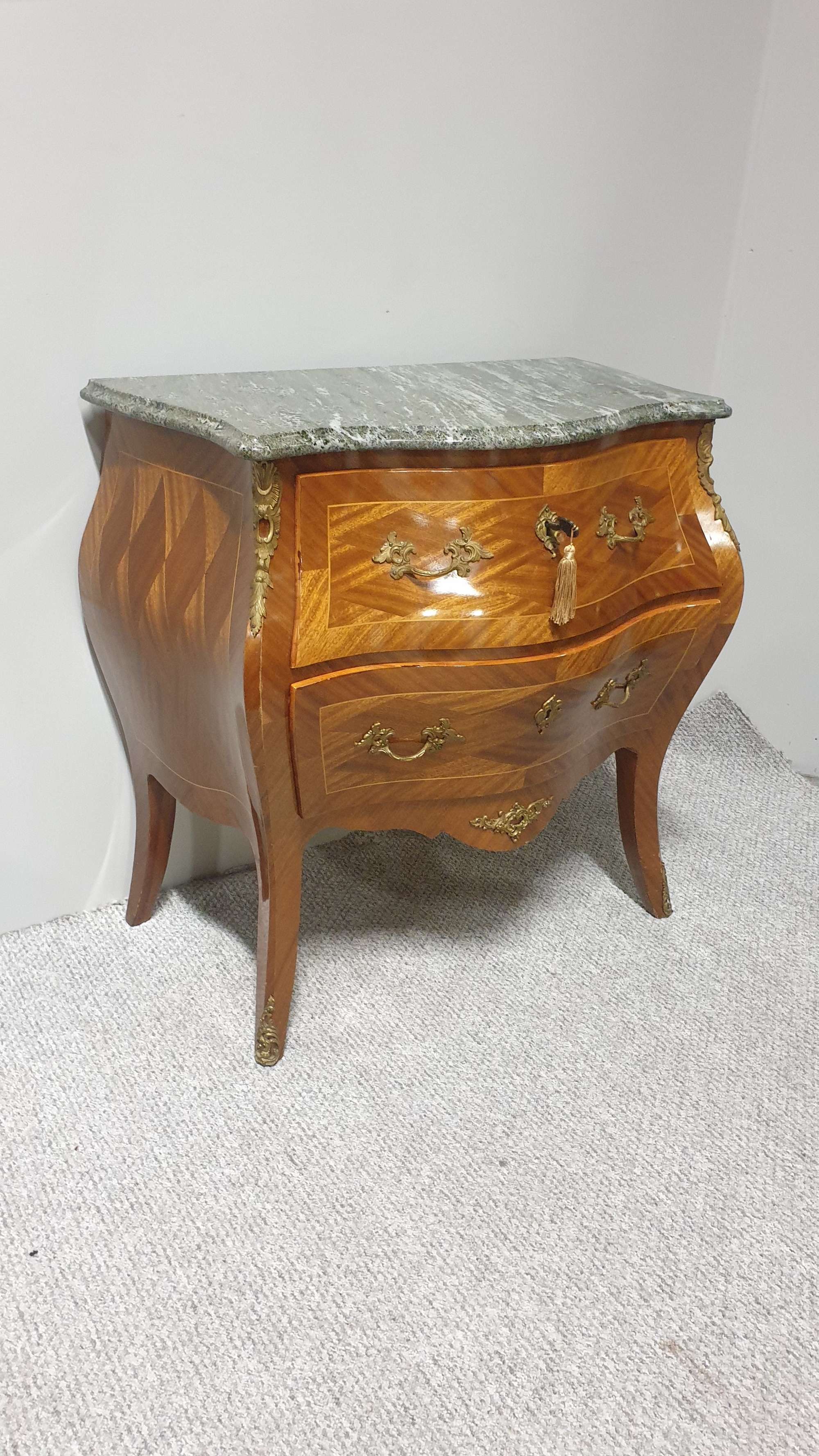 Very Good French Bombe Commode Chest Of Drawers