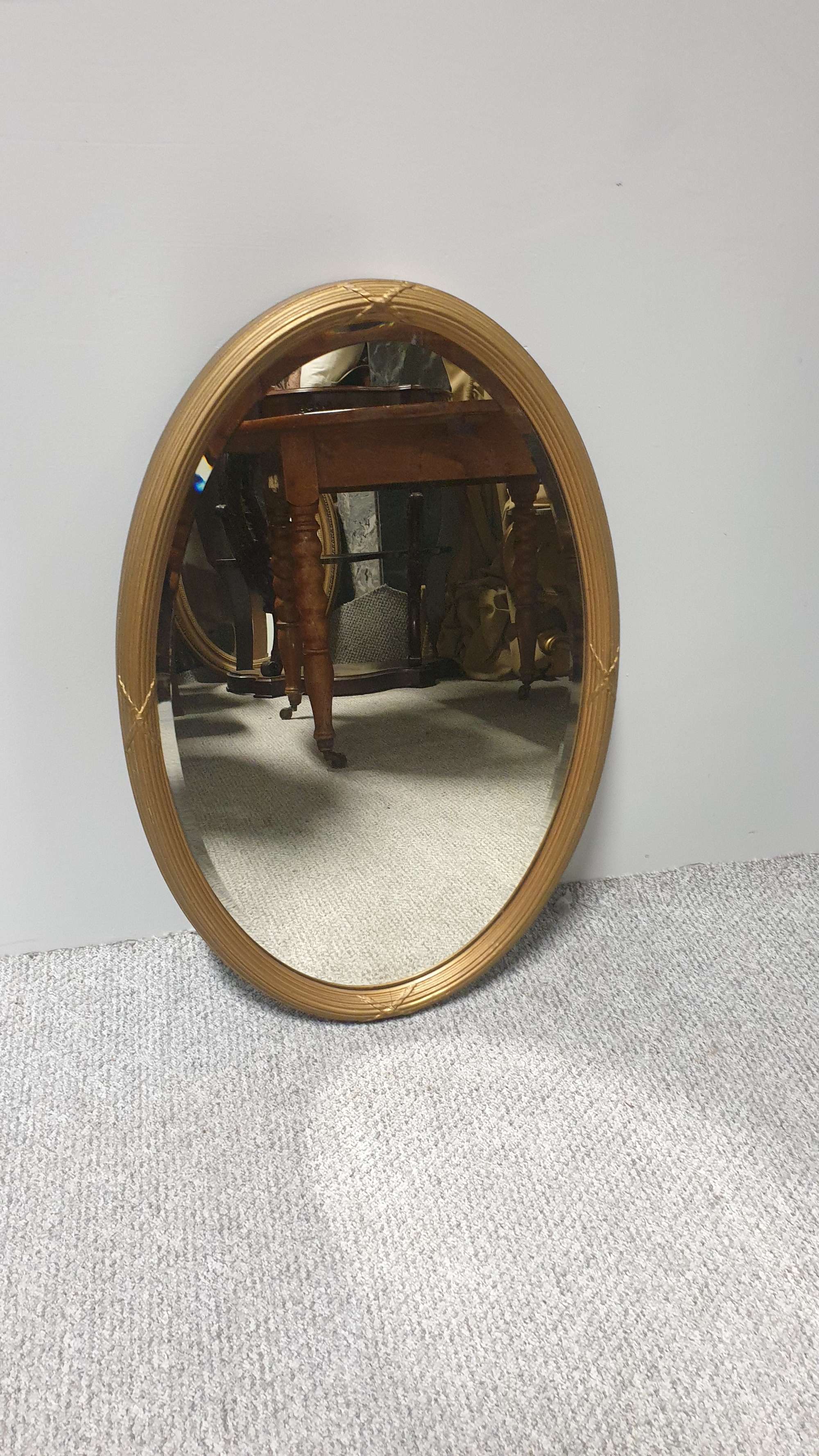 Victorian Oval Gilt Antique Mirror