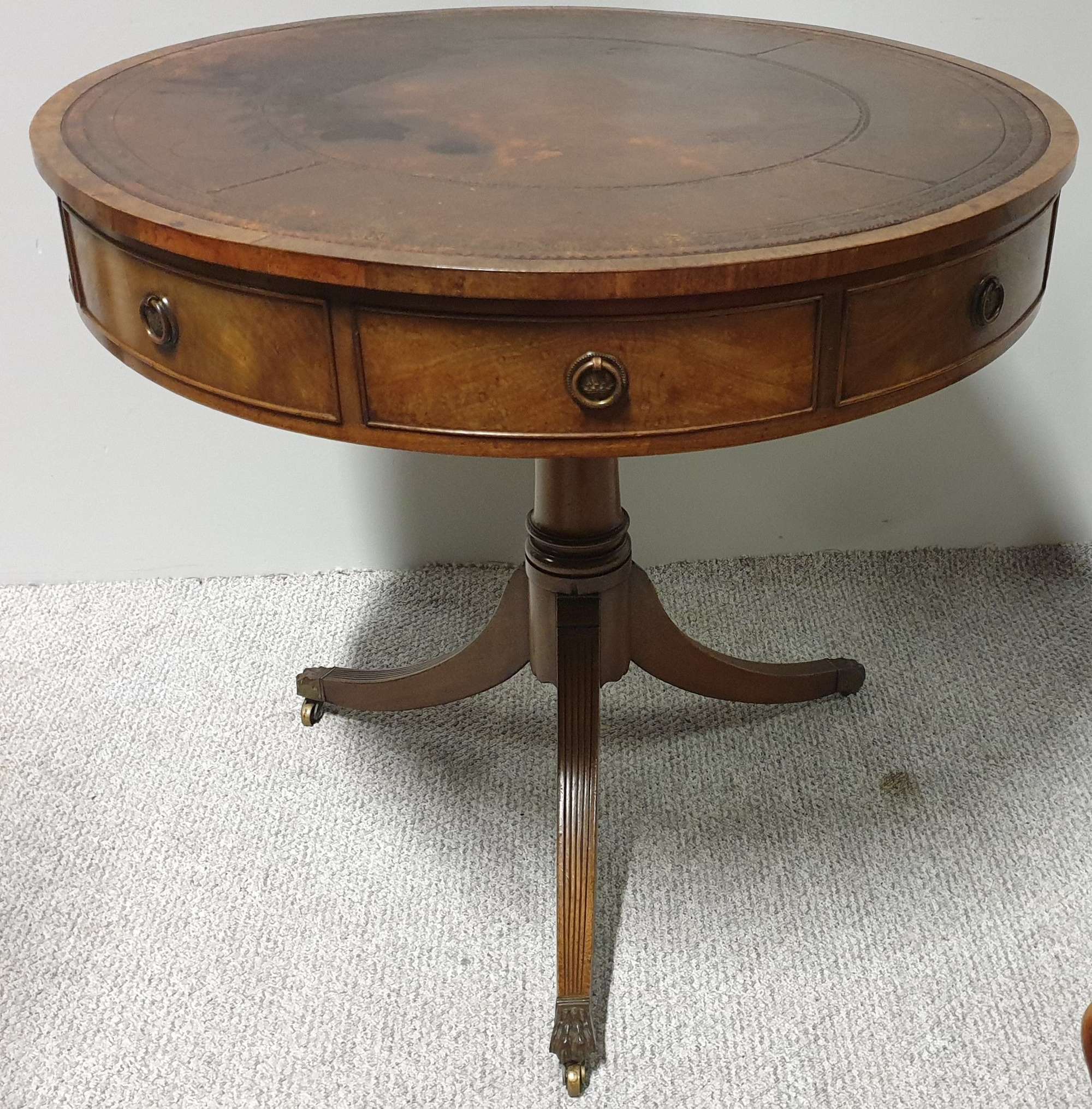 Excellent Mahogany Drum Table