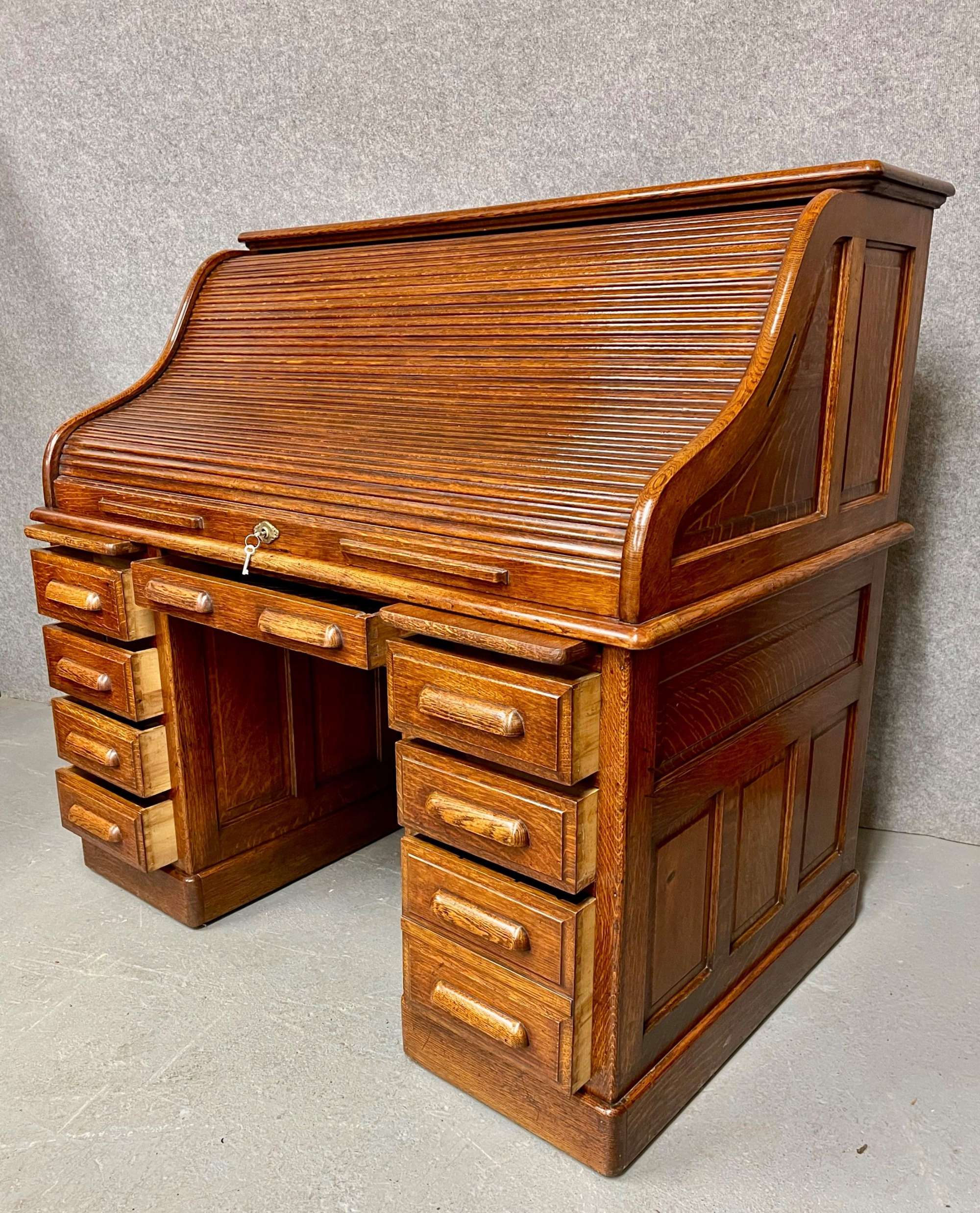 Good Quality Antique Roll Top Desk