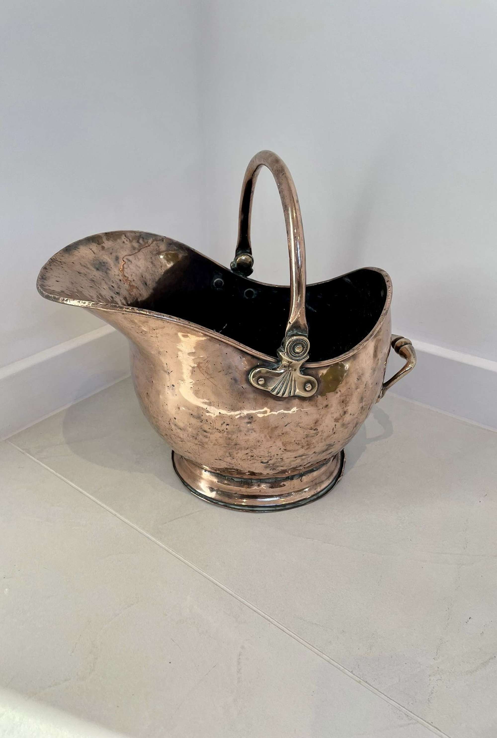 Antique George Iii Quality Copper Helmet Shaped Coal Scuttle