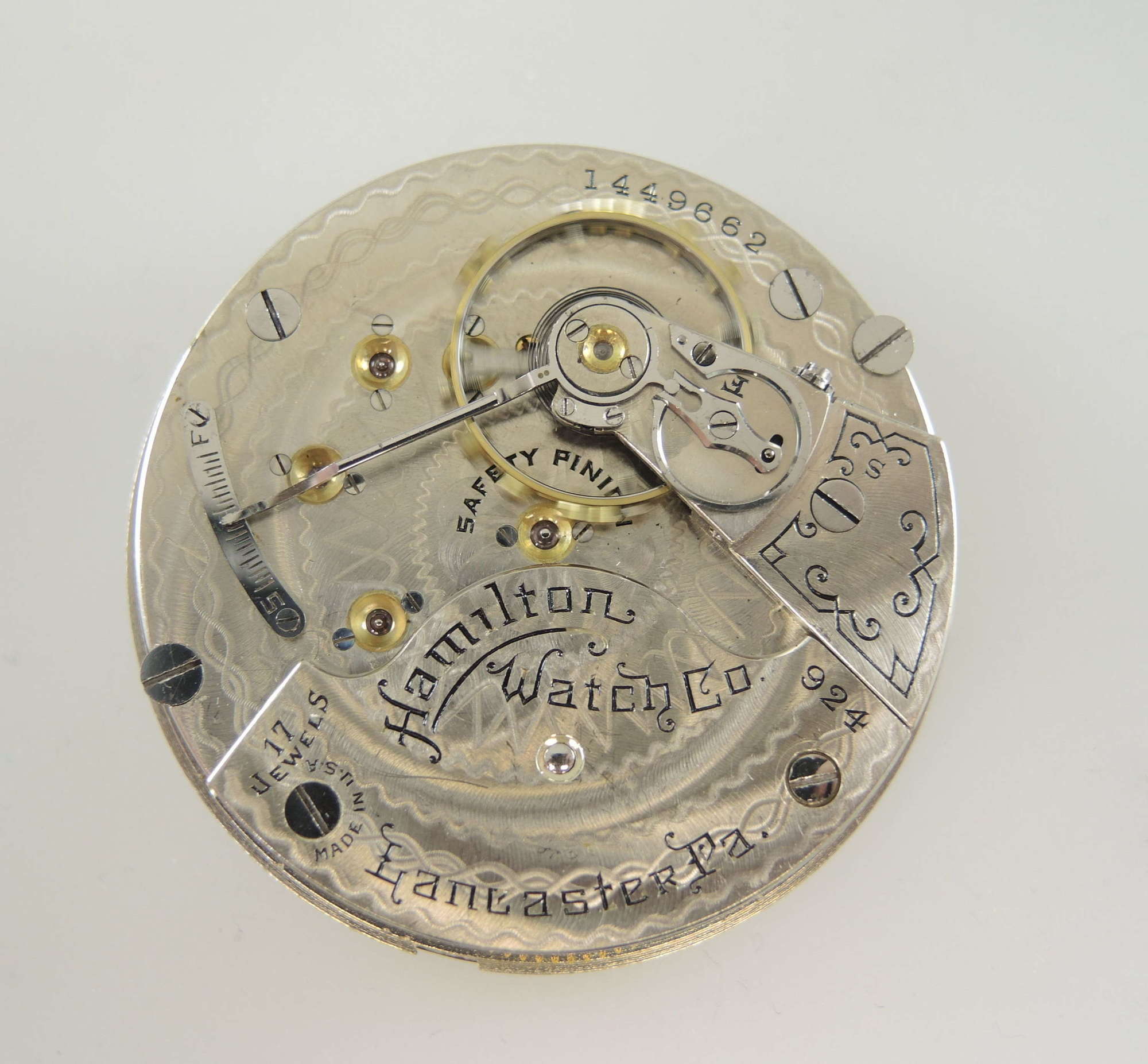 18 size Hamilton 17 Jewel 924 pocket watch movement c1924