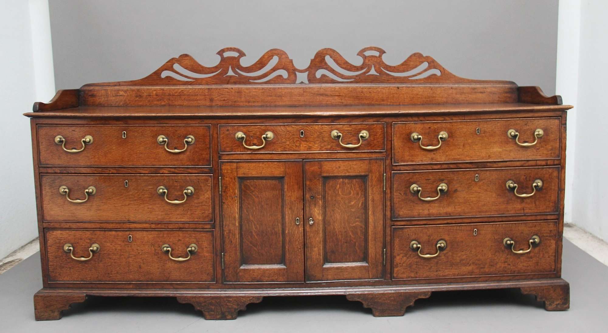 18th Century Oak Antique Dresser