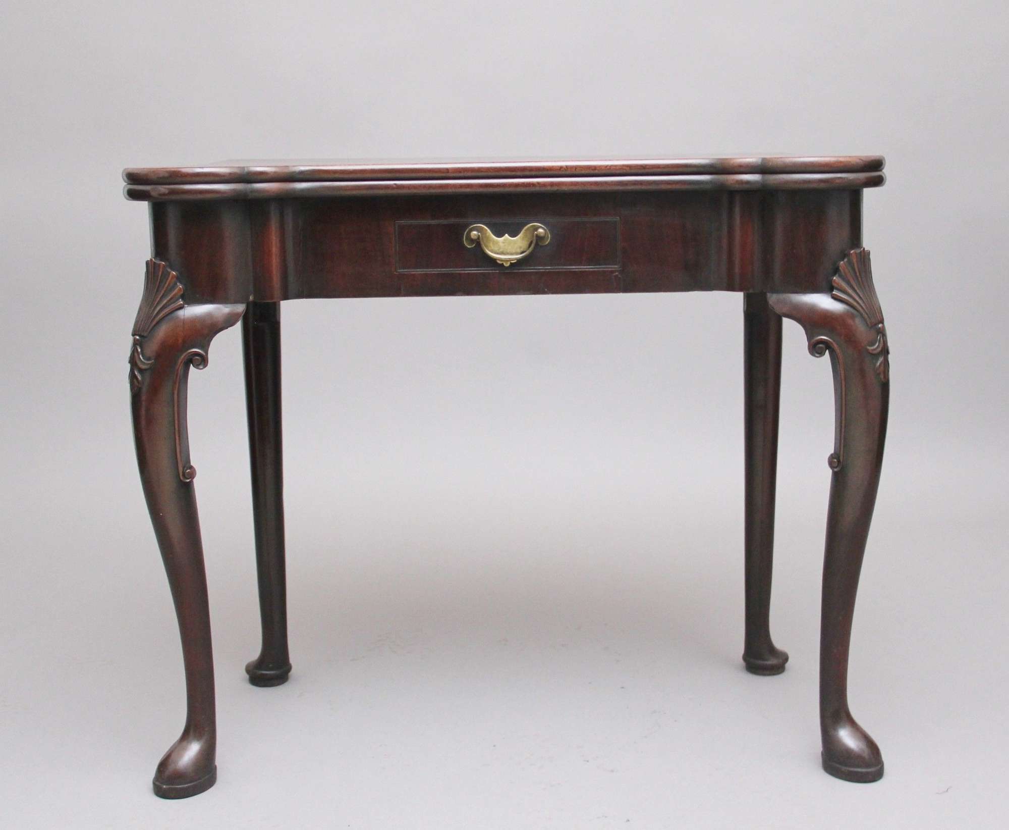 Superb Quality Early 18th Century Mahogany Games Table