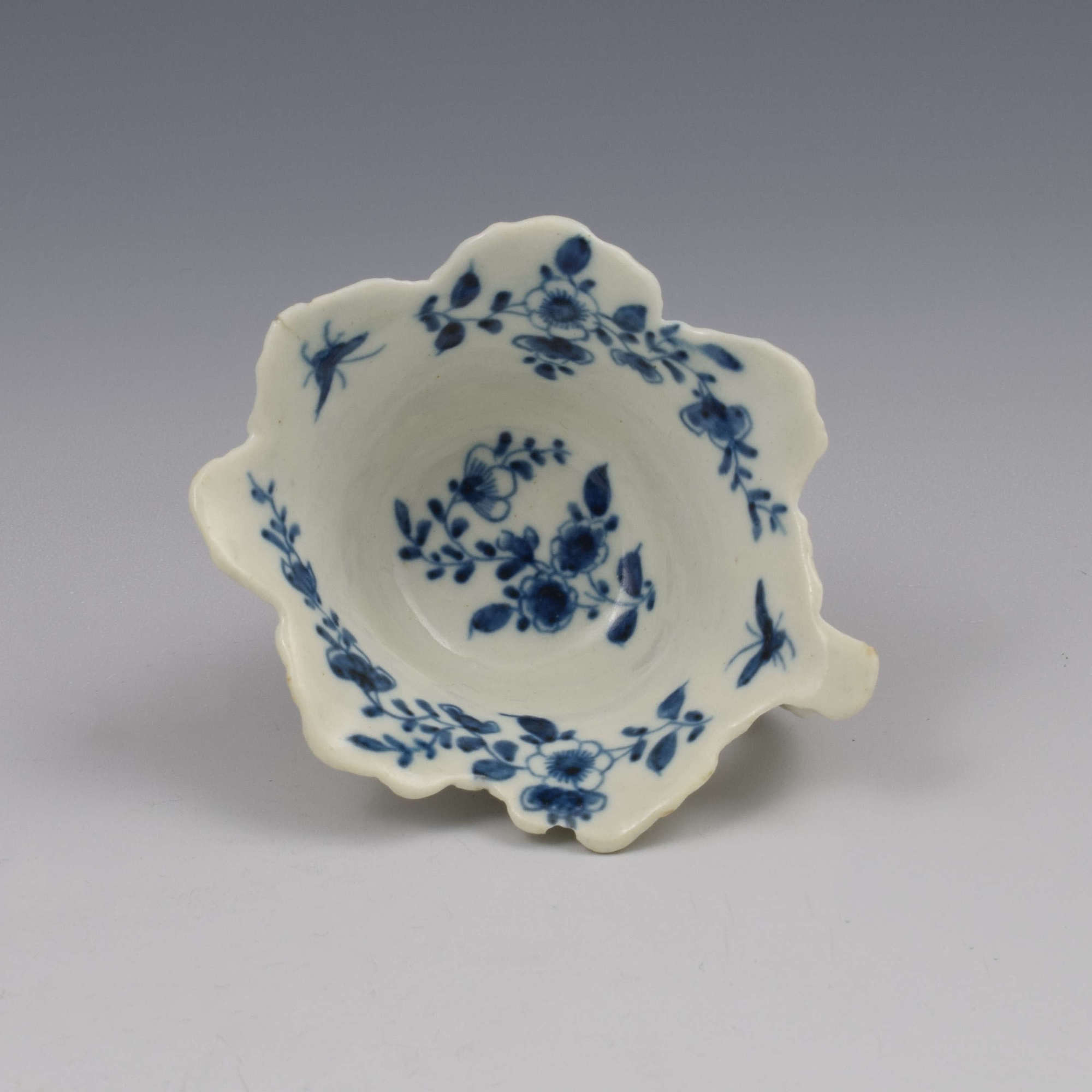 First Period Worcester Porcelain Pickle Leaf Daisy Butterboat c.1760