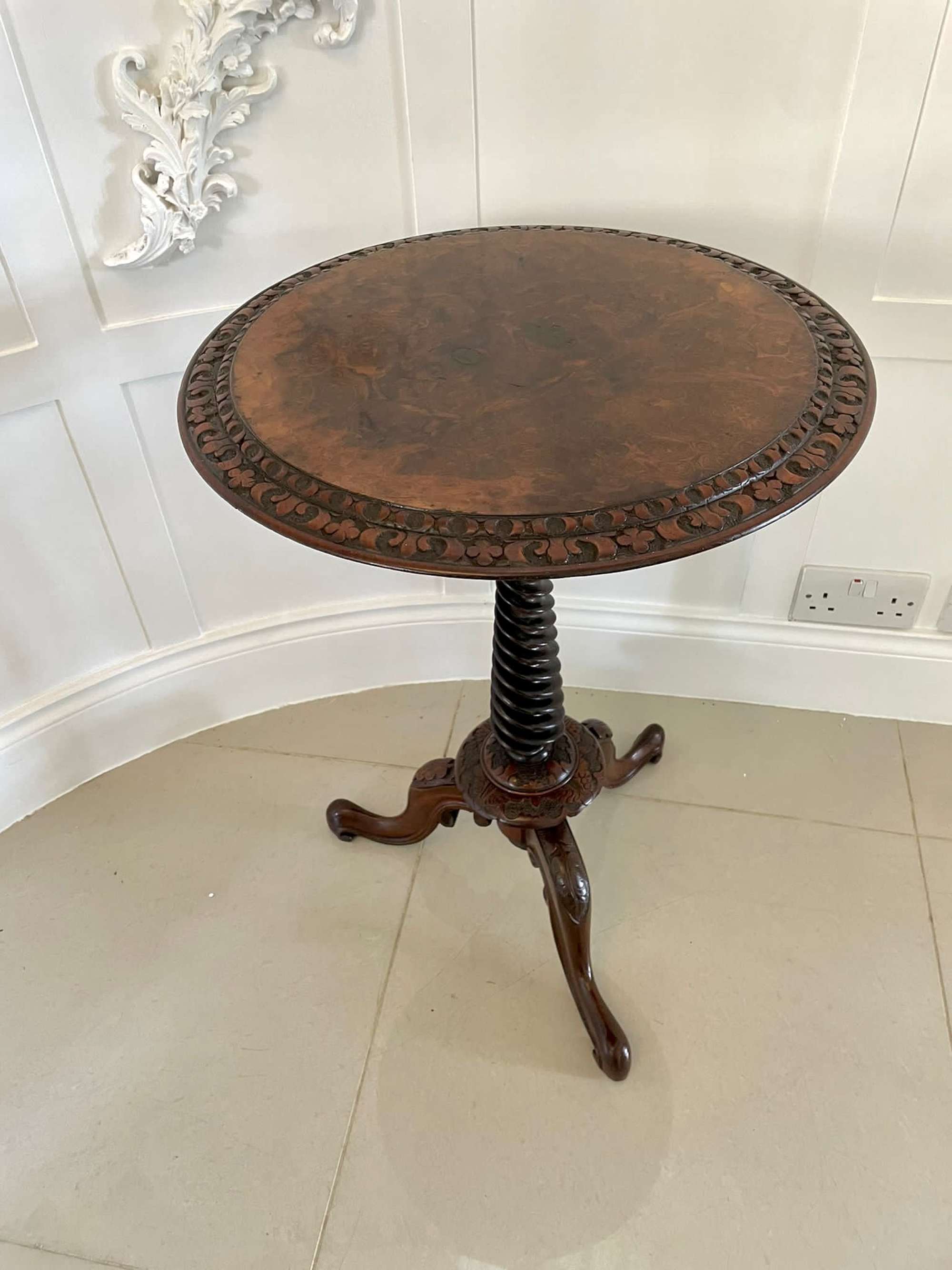 Antique Victorian Quality Circular Burr Walnut Lamp Table